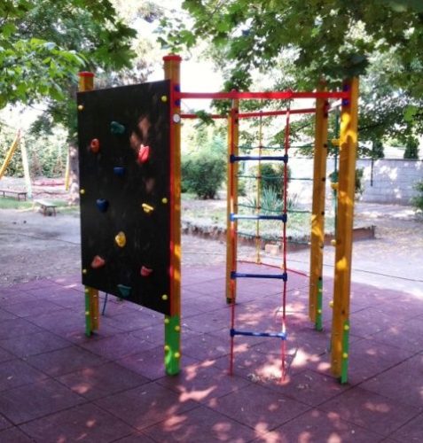 Catarator cu 6 laturi pentru loc de joaca de uz public