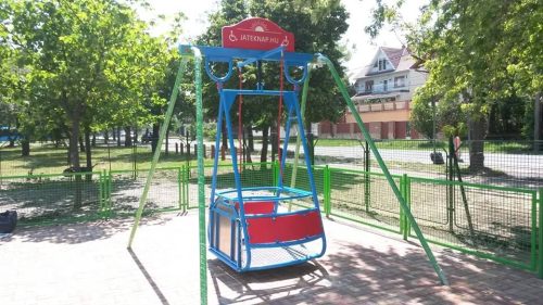 Leagan pentru Persoane cu Dizabilitati pentru loc de joaca de uz public