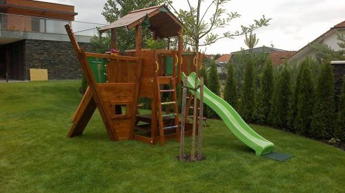 Jungle Gym loc de joaca Pirati cu turn Chalet cu modul Vapor si leagan 