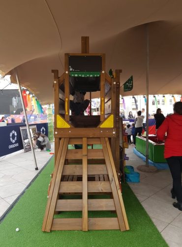 Jungle Gym loc de joaca cu turn Farm si modul locomotiva Train - vopsit