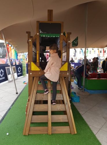 Jungle Gym loc de joaca cu turn Farm si modul locomotiva Train - vopsit